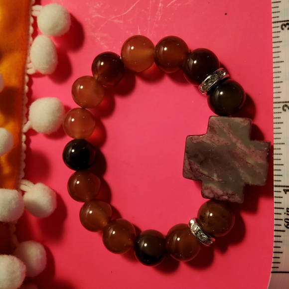 Beautiful glass stretch bracelets, one pair of glass beads earrings. - Picture 7 of 12